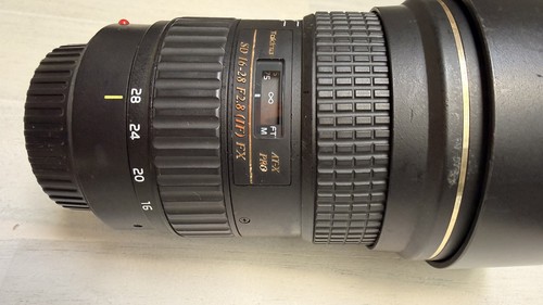 Tokina f 2 - mm, f/2.8